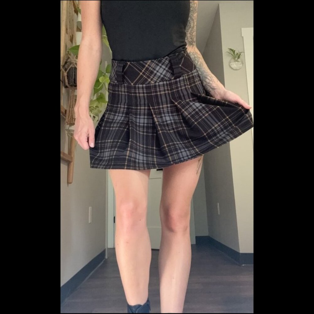 Plaid skirt